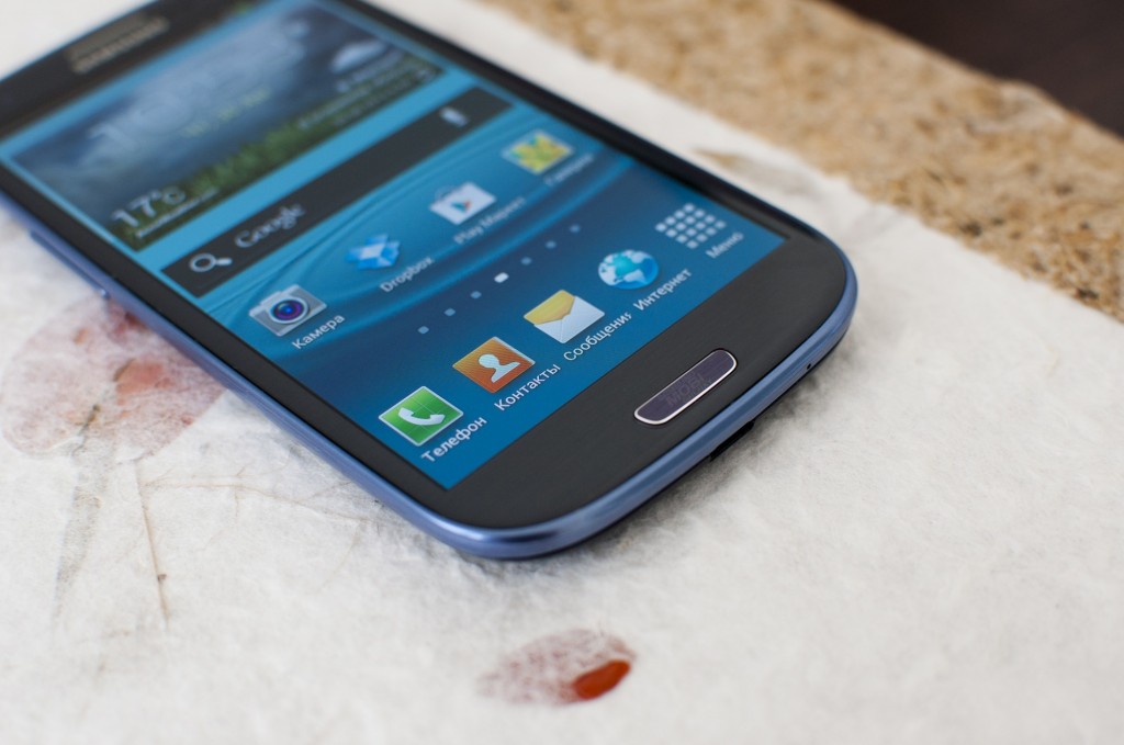 Samsung Galaxy SIII i9300 экран и нижняя часть корпуса