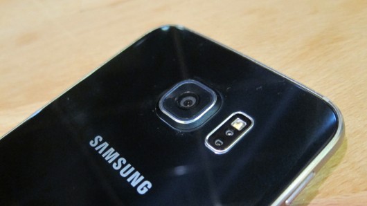 Флагман Samsung Galaxy S6 edge прошел еще один дроп-тест - результаты