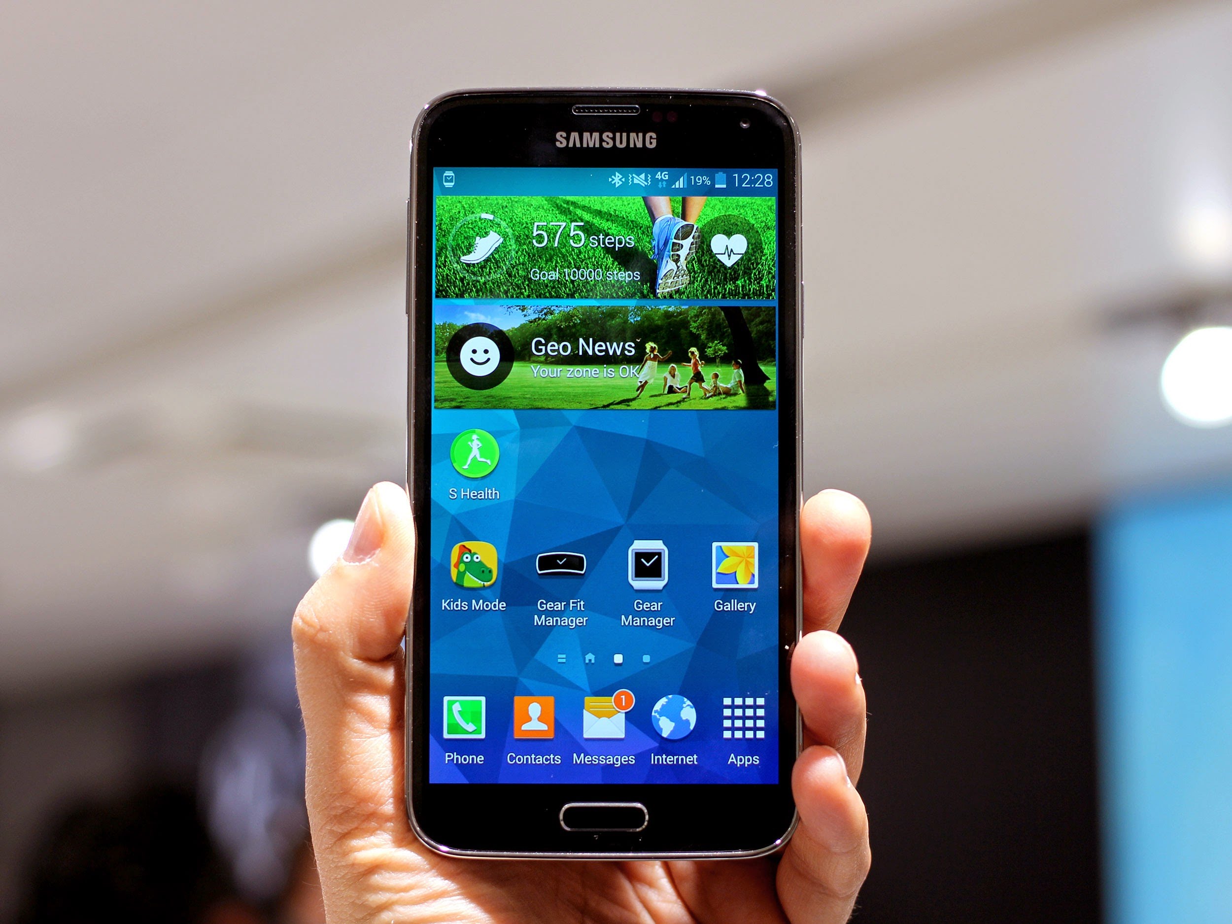 Обзор телефона samsung galaxy. Samsung Galaxy s5. Samsung Galaxy s5 Mini. Samsung s5 Mini Duos. Смартфон самсунг галакси а5.