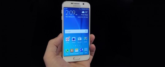Компания Samsung все еще лидер мобильного рынка