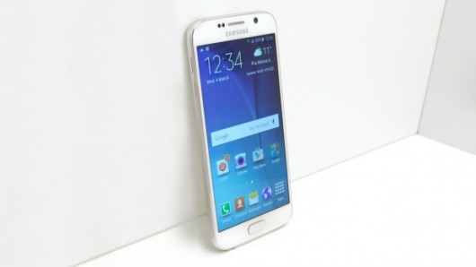 Для Samsung Galaxy S6 выходит очередное обновление Android